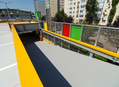 Broadcast Systems For Ramps & Turning Lines